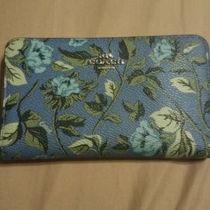 Coach zip wallet